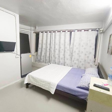 ห้องพักสุขสบายวังหลัง Bangkok Exteriör bild